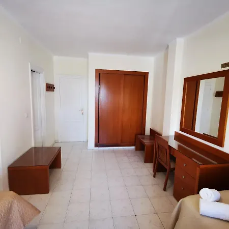 Marazul فندق مبيت وإفطار *